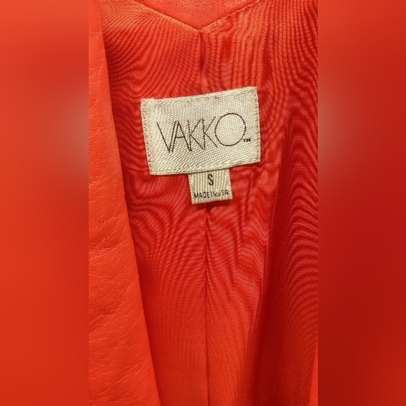 Vakko Red Leather Coat Small ♥️ - Picture 5 of 11